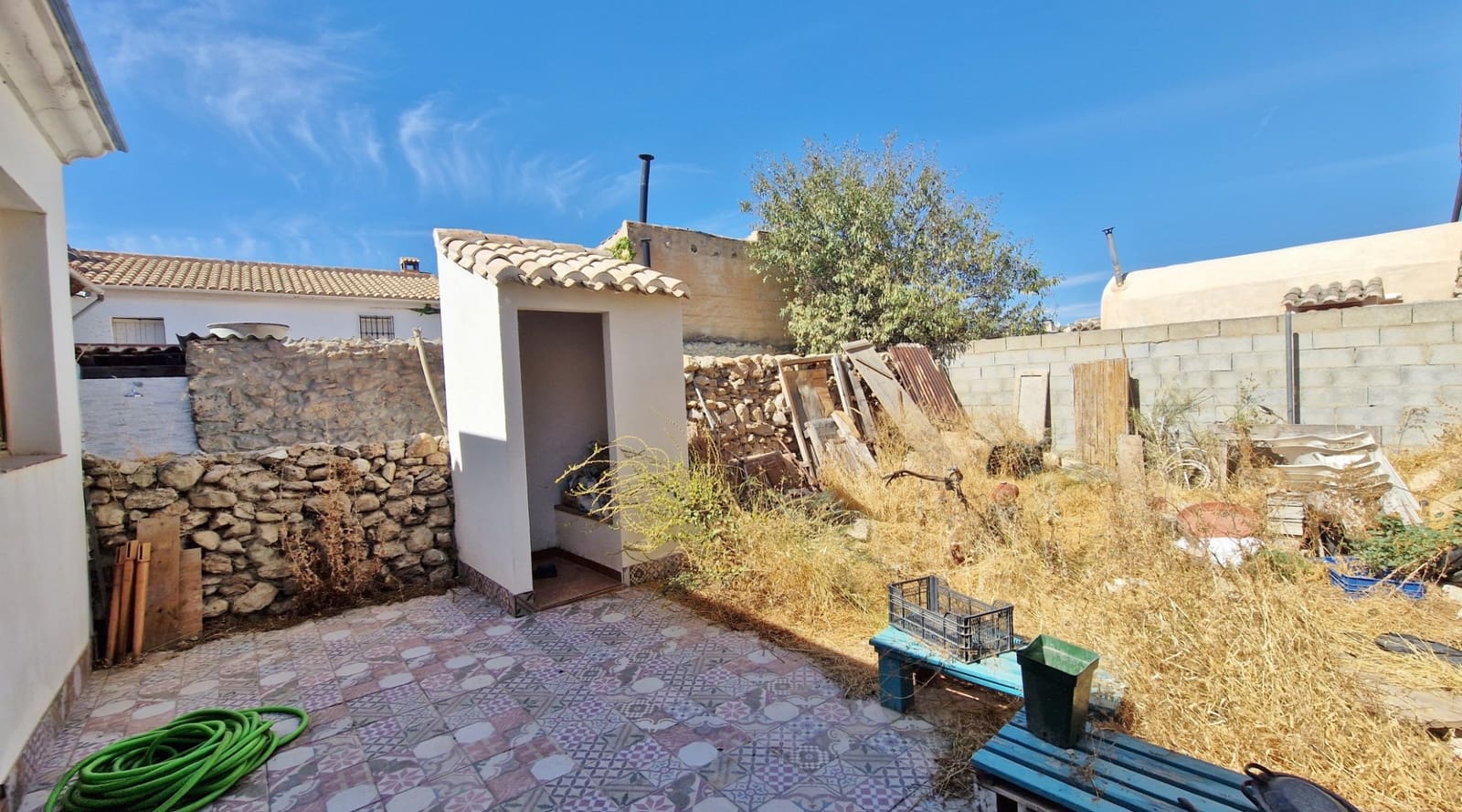 2 slaapkamer Finca/Landhuis te koop in Fornes - € 99.000 (Ref: 9302829)