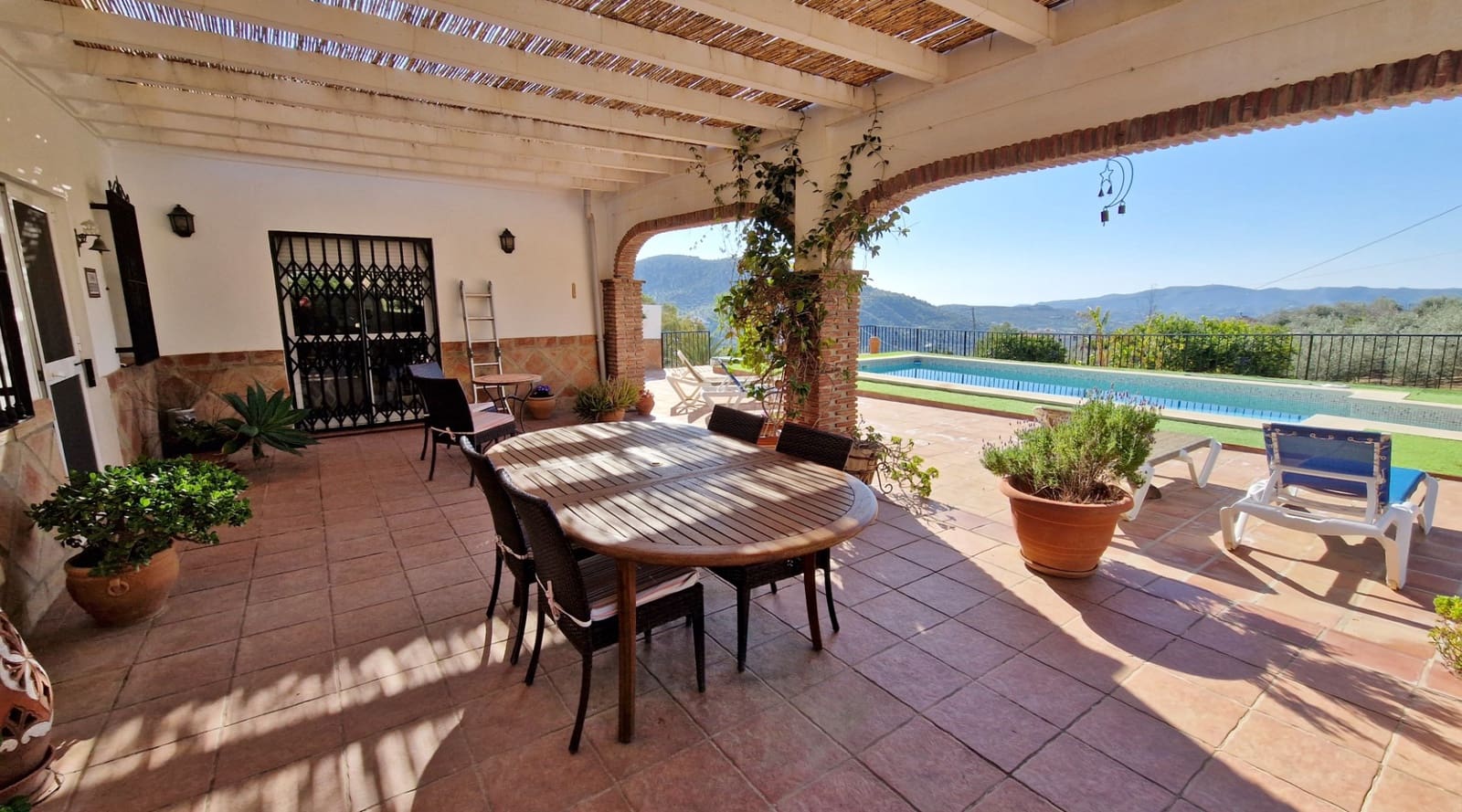 3 soverom Finca/Herregård til salgs i Alcaucin med svømmebasseng garasje - € 374 950 (Ref: 9309228)