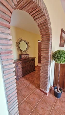 3 chambre Finca/Maison de Campagne à vendre à Trapiche, Vélez-Málaga avec piscine garage - 590 000 € (Ref: 9349824)