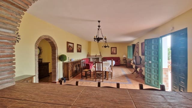 3 chambre Finca/Maison de Campagne à vendre à Trapiche, Vélez-Málaga avec piscine garage - 590 000 € (Ref: 9349824)