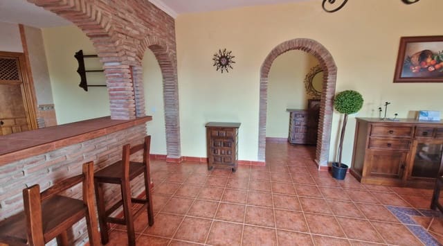 3 chambre Finca/Maison de Campagne à vendre à Trapiche, Vélez-Málaga avec piscine garage - 590 000 € (Ref: 9349824)