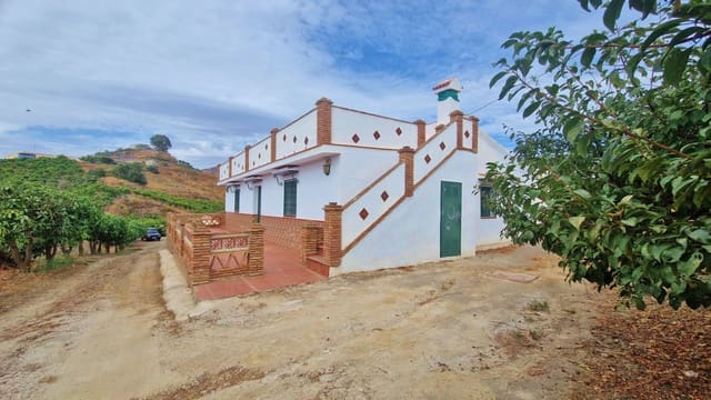 3 chambre Finca/Maison de Campagne à vendre à Trapiche, Vélez-Málaga avec piscine garage - 590 000 € (Ref: 9349824)