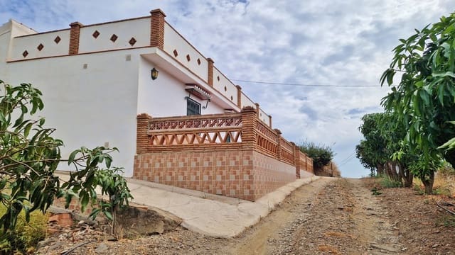 3 chambre Finca/Maison de Campagne à vendre à Trapiche, Vélez-Málaga avec piscine garage - 590 000 € (Ref: 9349824)