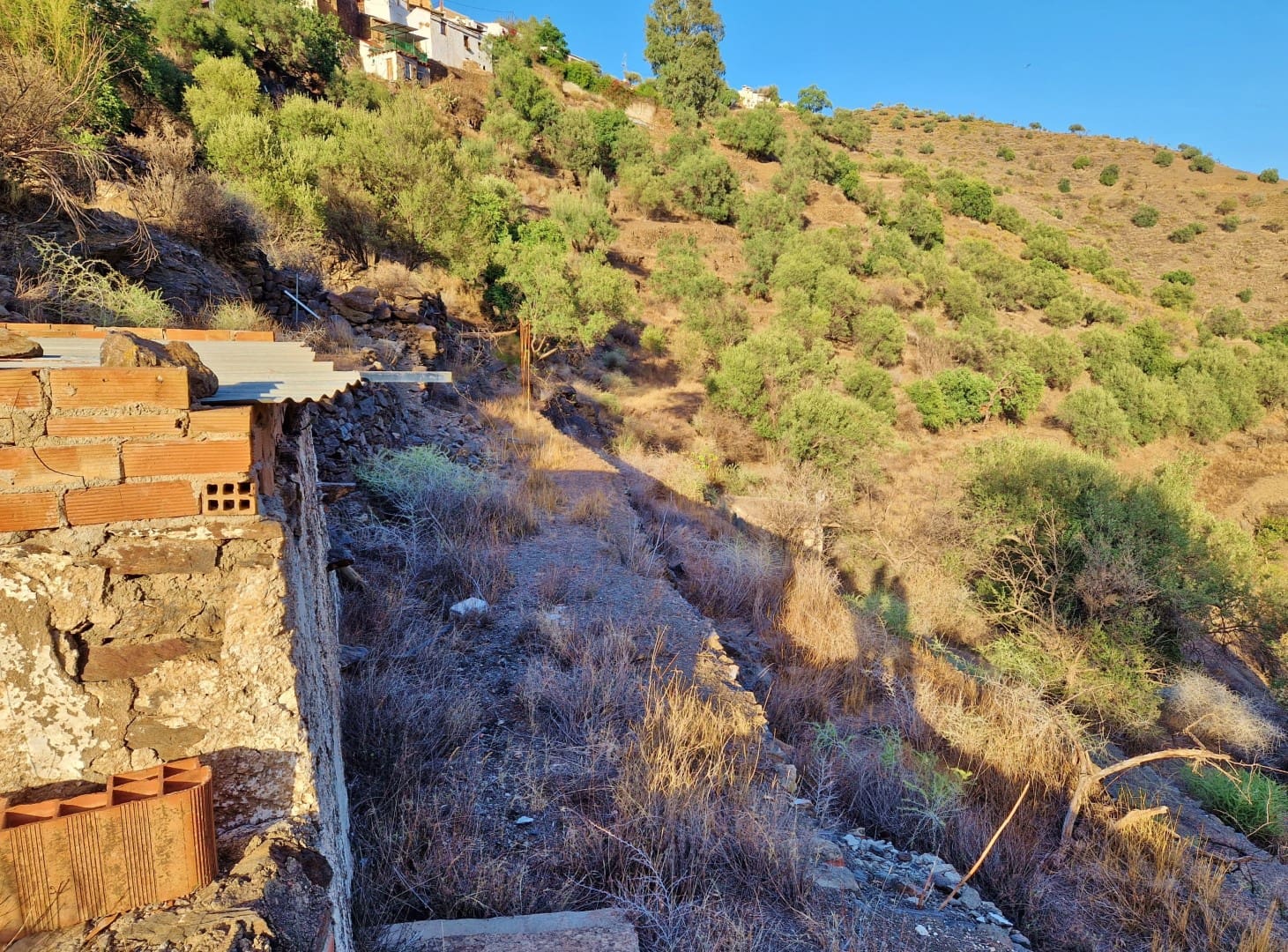 3 soveværelse Byhus til salg i Canillas de Aceituno - € 54.000 (Ref: 9352953)