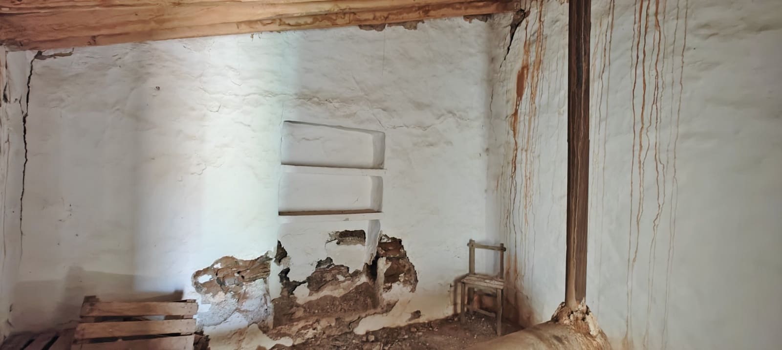 Finca/Landehus til salg i Comares - € 25.000 (Ref: 9386650)