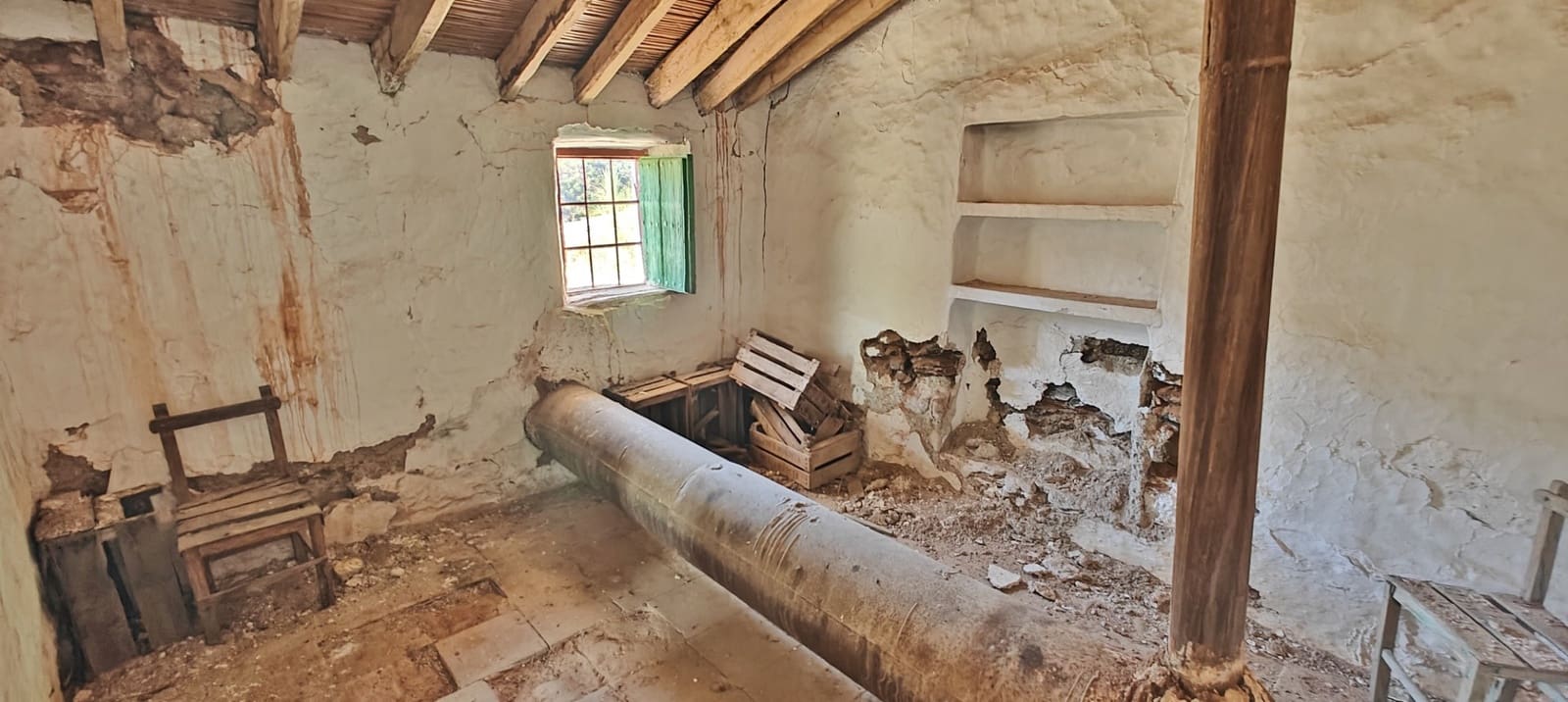 Finca/Landehus til salg i Comares - € 25.000 (Ref: 9386650)