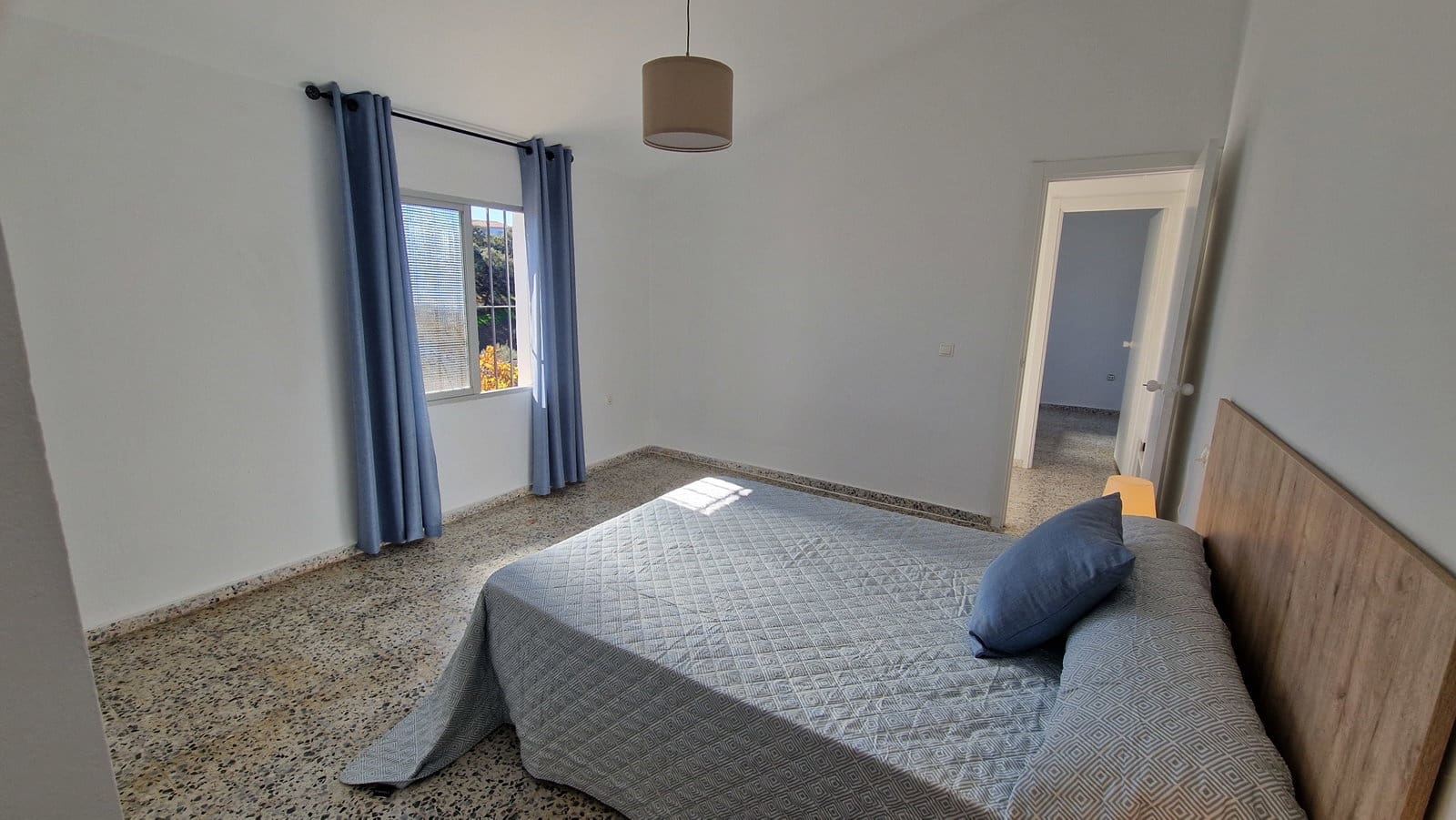 6 soveværelse Finca/Landehus til salg i Comares med swimmingpool garage - € 295.000 (Ref: 9410011)