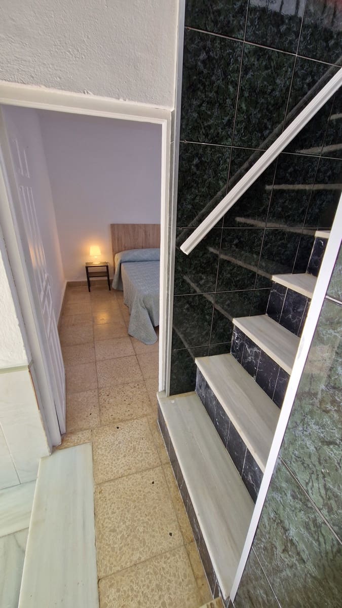 6 soveværelse Finca/Landehus til salg i Comares med swimmingpool garage - € 295.000 (Ref: 9410011)