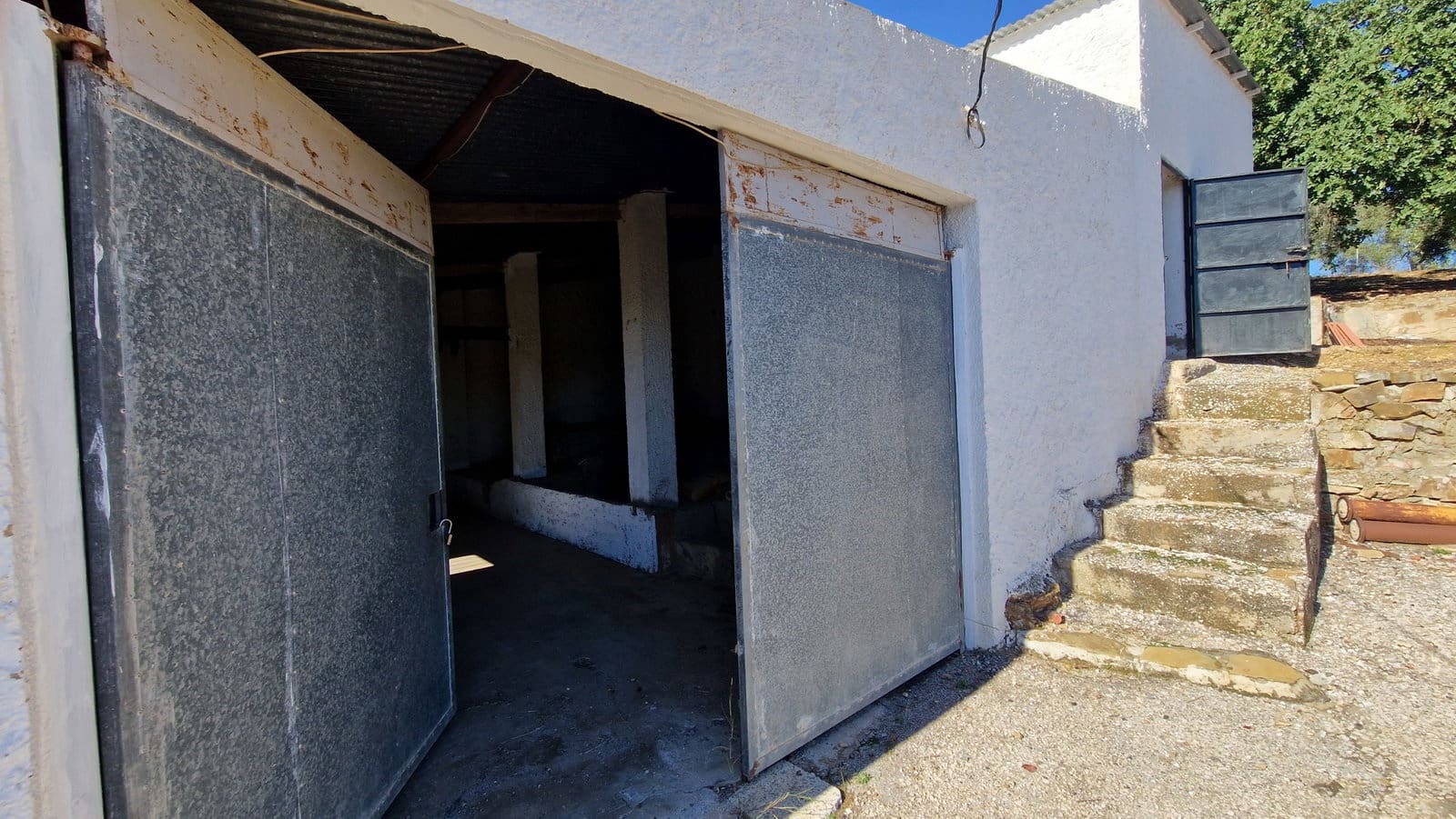 6 soveværelse Finca/Landehus til salg i Comares med swimmingpool garage - € 295.000 (Ref: 9410011)