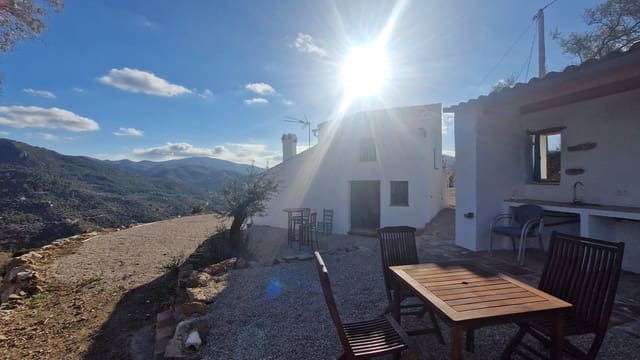 3 soveværelse Finca/Landehus til salg i Colmenar med garage - € 210.000 (Ref: 9429093)