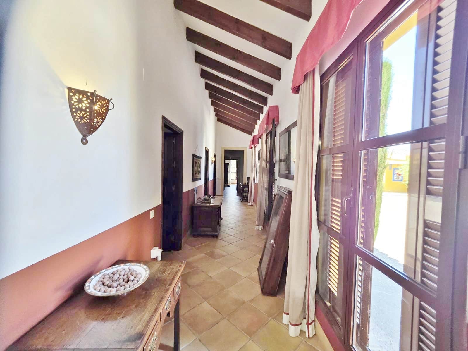 4 soverom Finca/Herregård til salgs i Moron de la Frontera med svømmebasseng garasje - € 795 000 (Ref: 9450036)