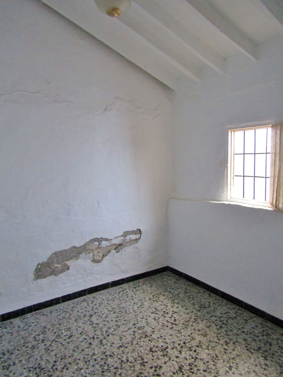 2 makuuhuone Omakotitalo myytävänä paikassa Benamargosa - 28 000 € (Ref: 9492717)