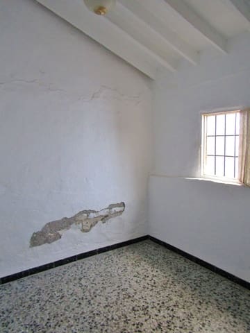 2 makuuhuone Omakotitalo myytävänä paikassa Benamargosa - 28 000 € (Ref: 9492717)