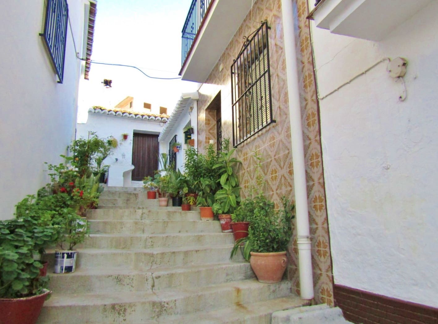 2 makuuhuone Omakotitalo myytävänä paikassa Benamargosa - 28 000 € (Ref: 9492717)