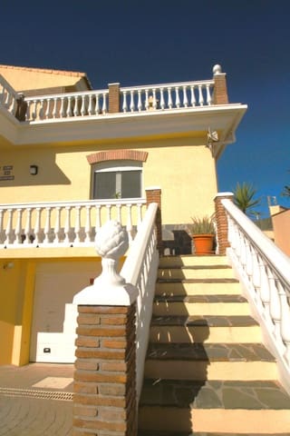 3 chambre Maison de Ville à vendre à El Peñoncillo, Torrox avec piscine - 489 000 € (Ref: 9547014)