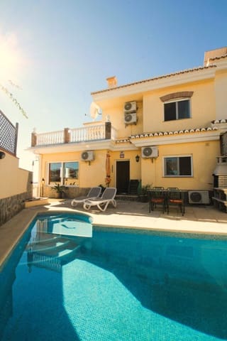 3 chambre Maison de Ville à vendre à El Peñoncillo, Torrox avec piscine - 489 000 € (Ref: 9547014)