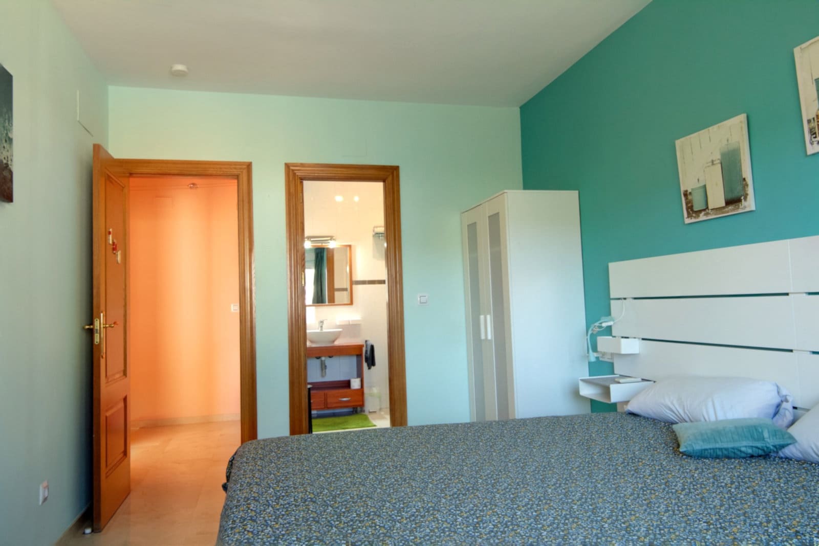 3 soveværelse Byhus til salg i Torrox-Costa med swimmingpool garage - € 489.000 (Ref: 9547014)