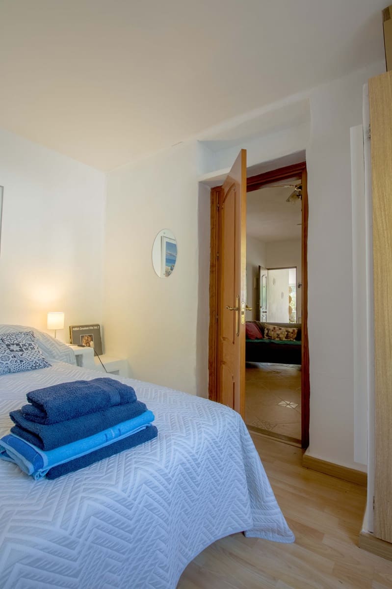 4 soveværelse Finca/Landehus til salg i Comares med swimmingpool - € 349.000 (Ref: 9549993)