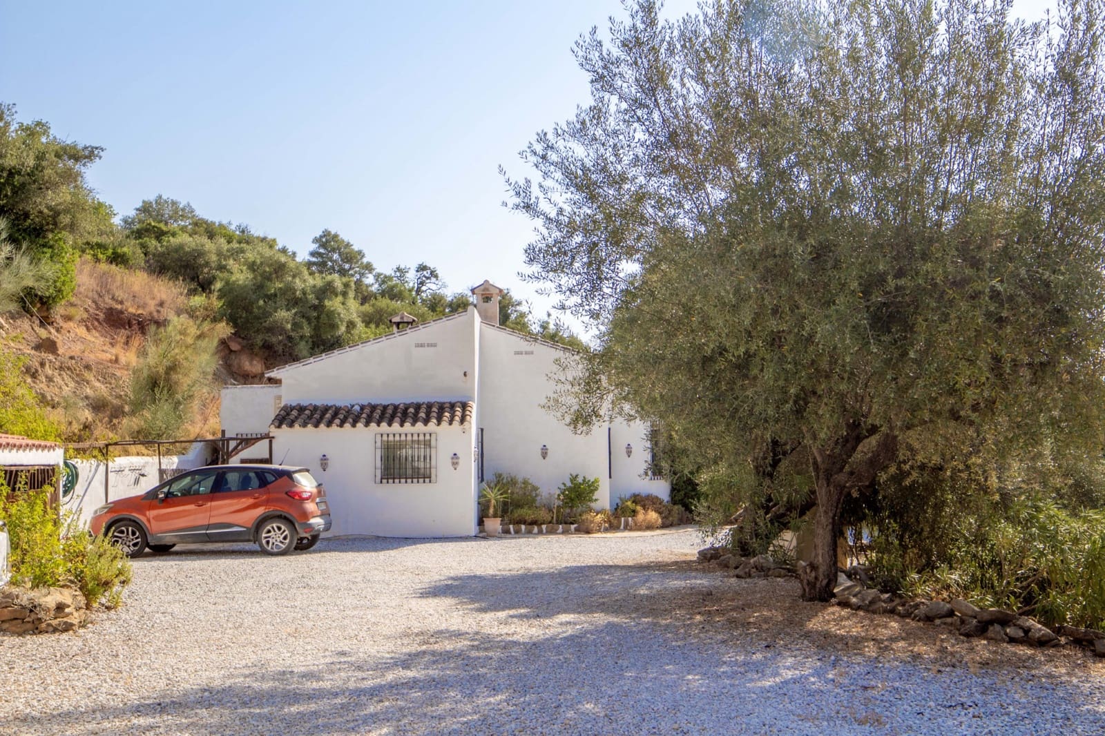 4 soveværelse Finca/Landehus til salg i Comares med swimmingpool - € 349.000 (Ref: 9549993)