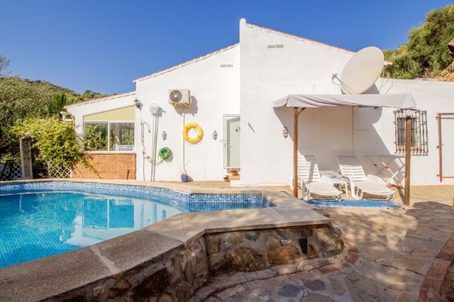 4 soveværelse Finca/Landehus til salg i Comares med swimmingpool - € 349.000 (Ref: 9549993)