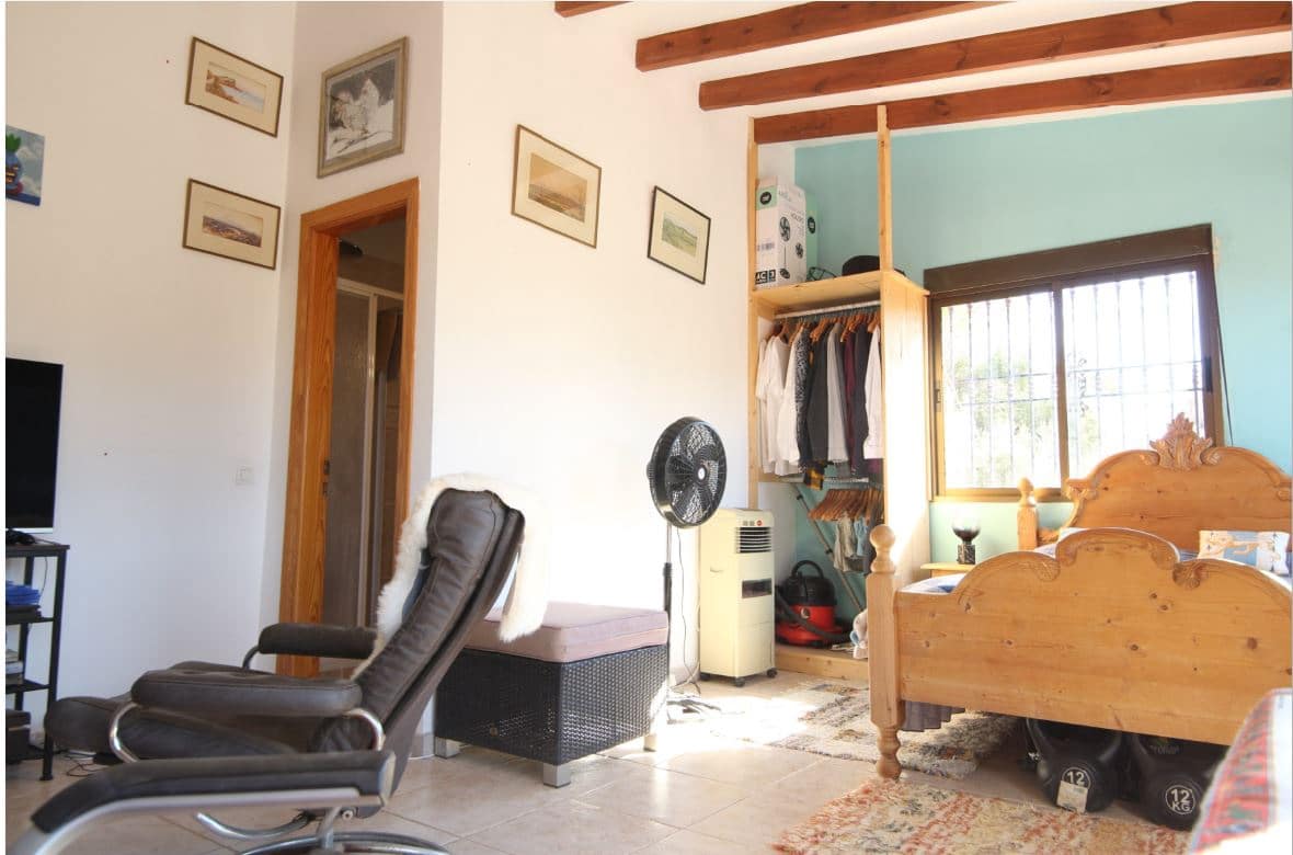 4 soveværelse Lejlighed til salg i Canillas de Albaida med swimmingpool garage - € 359.000 (Ref: 9552672)