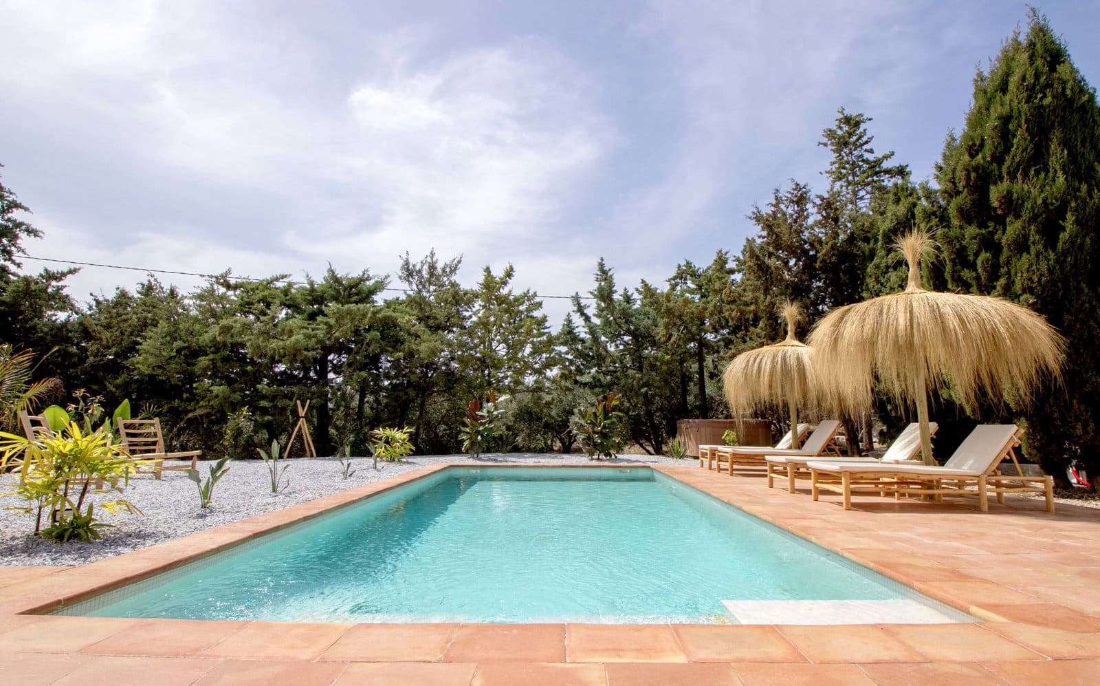 7 bedroom Apartment for sale in Periana with pool garage - € 749,000 (Ref: 9563791)