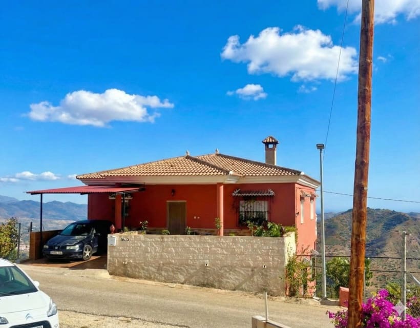 2 soverom Hus til salgs i Comares med garasje - € 335 000 (Ref: 9571992)