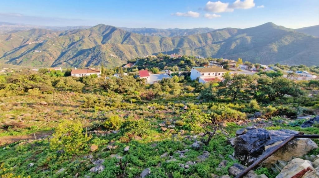 2 soverom Hus til salgs i Comares med garasje - € 335 000 (Ref: 9571992)