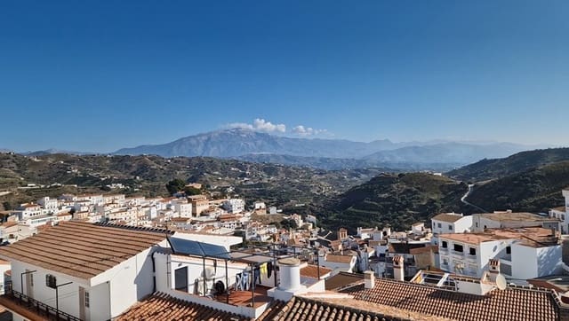 Casa de 3 habitaciones en Almáchar en venta con garaje - 179.000 € (Ref: 9622762)