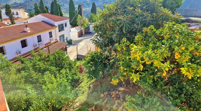 Casa de 3 habitaciones en Almáchar en venta con garaje - 179.000 € (Ref: 9622762)