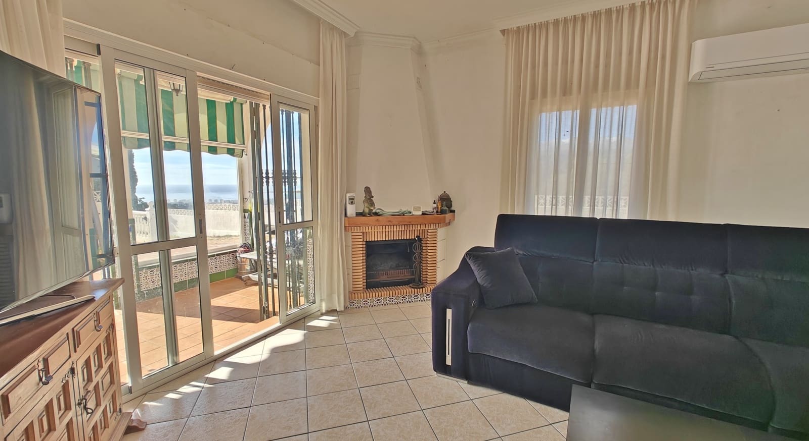 5 slaapkamer Finca/Landhuis te koop in Algarrobo met zwembad garage - € 550.000 (Ref: 9623258)