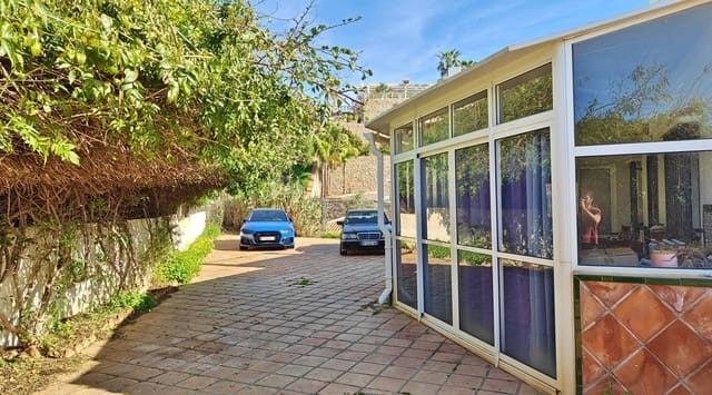 5 makuuhuone Maalaistalo myytävänä paikassa Algarrobo mukana uima-altaan 
autotalli - 550 000 € (Ref: 9623258)