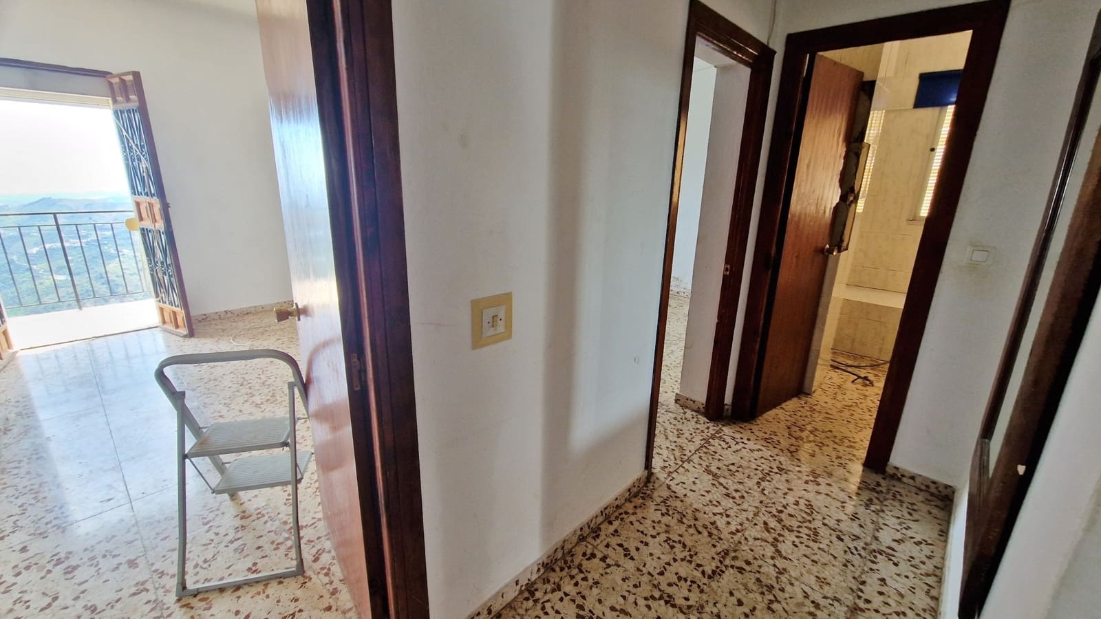 4 sypialnia Finka/Dom wiejski na sprzedaż w Comares z garażem - 549 000 € (Ref: 9624288)