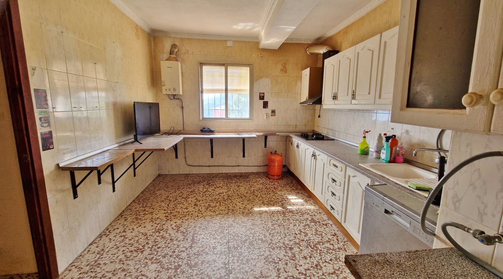 4 slaapkamer Finca/Landhuis te koop in Comares met garage - € 435.000 (Ref: 9624288)