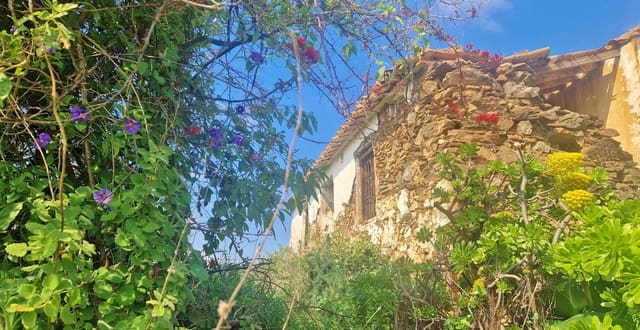 2 soveværelse Finca/Landehus til salg i Vélez-Málaga med garage - € 59.000 (Ref: 9643551)