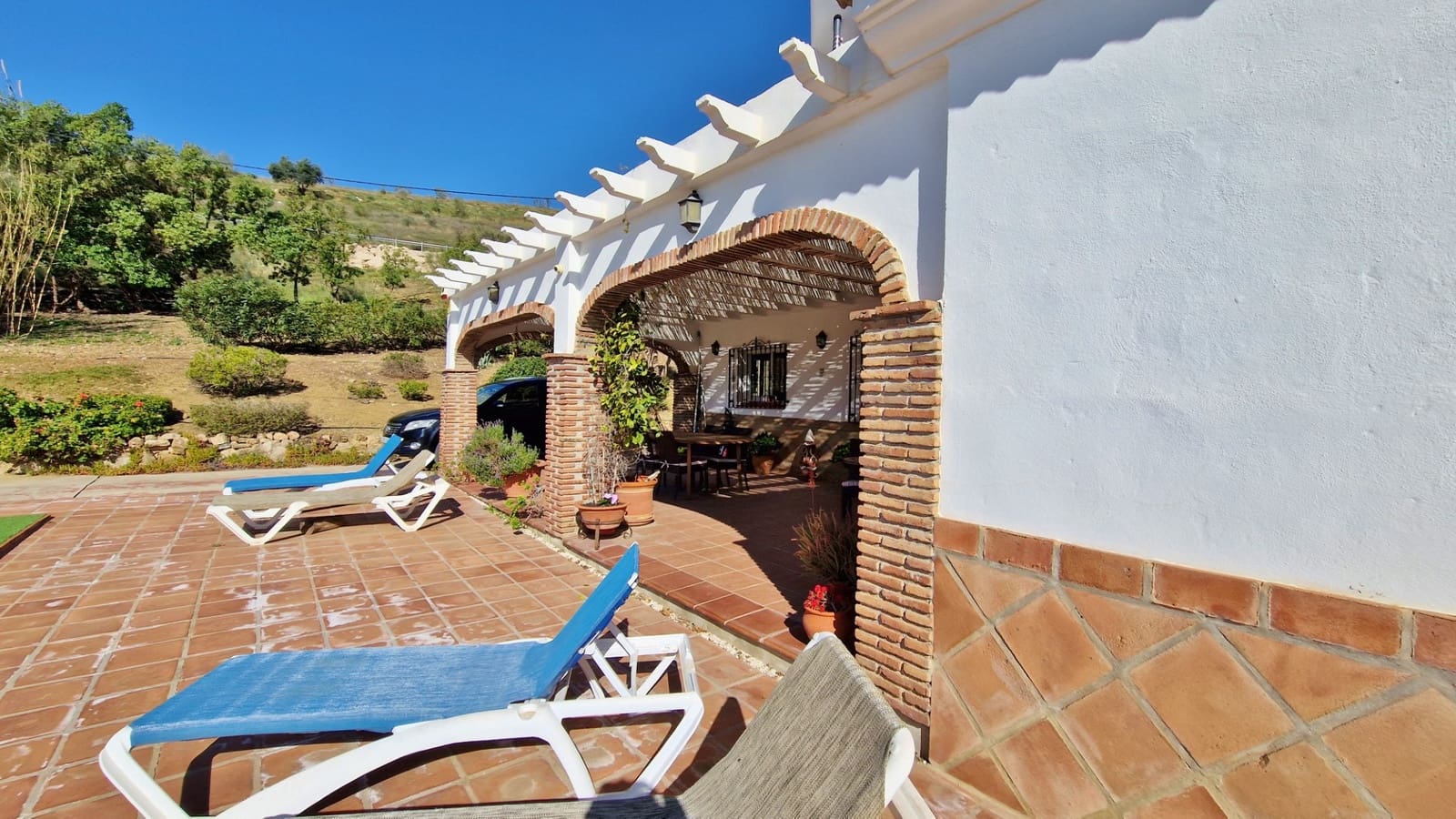 3 bedroom Finca/Country House for sale in Alcaucin with pool garage - € 374,950 (Ref: 9665338)