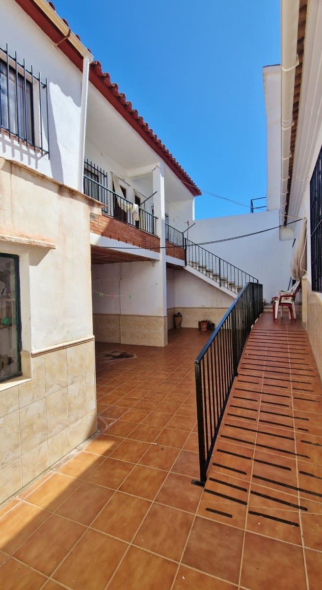 5 chambre Maison de Ville à vendre à Salto del Negro - 170 000 € (Ref: 9685648)