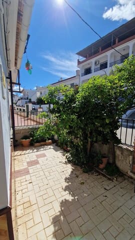 5 chambre Maison de Ville à vendre à Salto del Negro, Cútar - 170 000 € (Ref: 9685648)