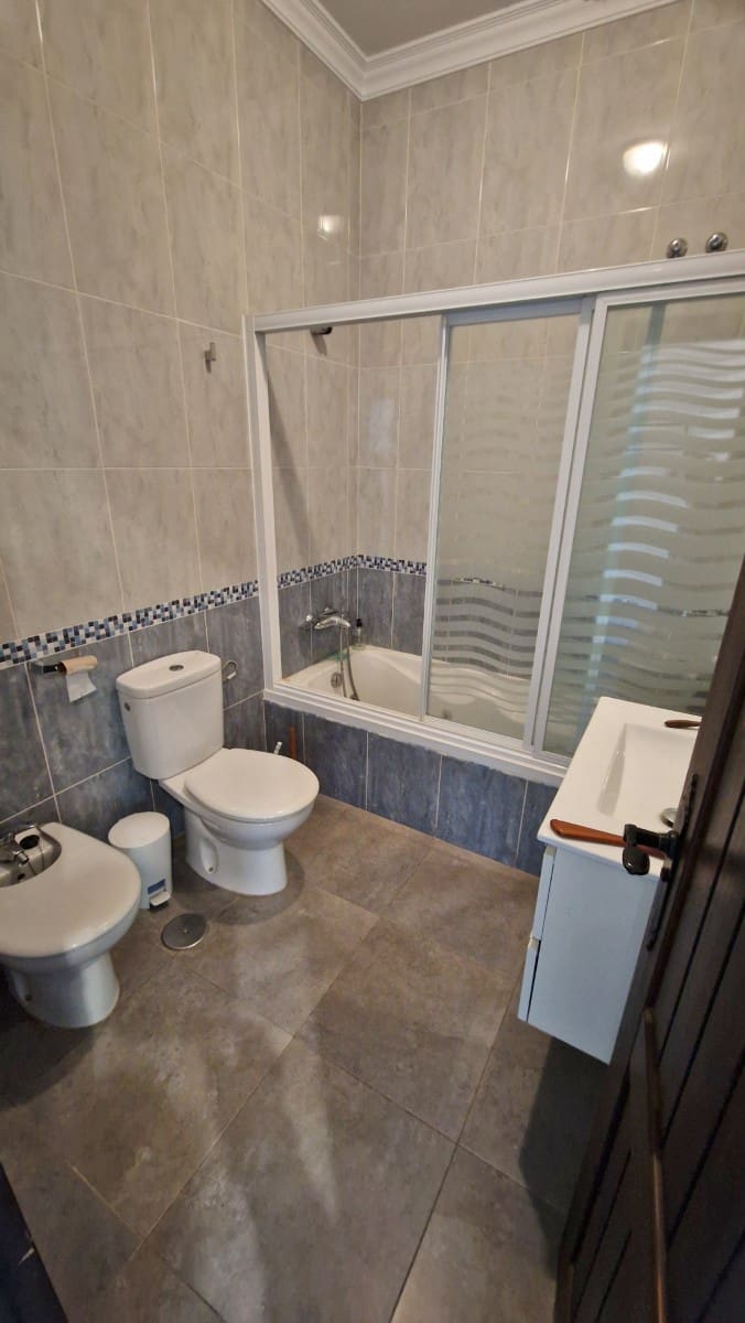 Finca/Casa Rural de 6 habitaciones en Cajiz en venta con garaje - 749.000 € (Ref: 9689900)