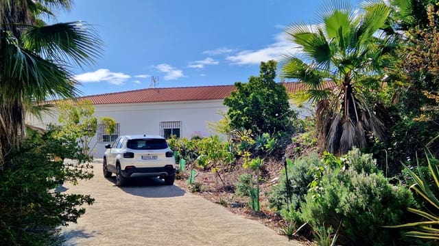 6 camera da letto Finca/Casa di Campagna in vendita in Cajiz, Vélez-Málaga con garage - 699.000 € (Rif: 9689900)