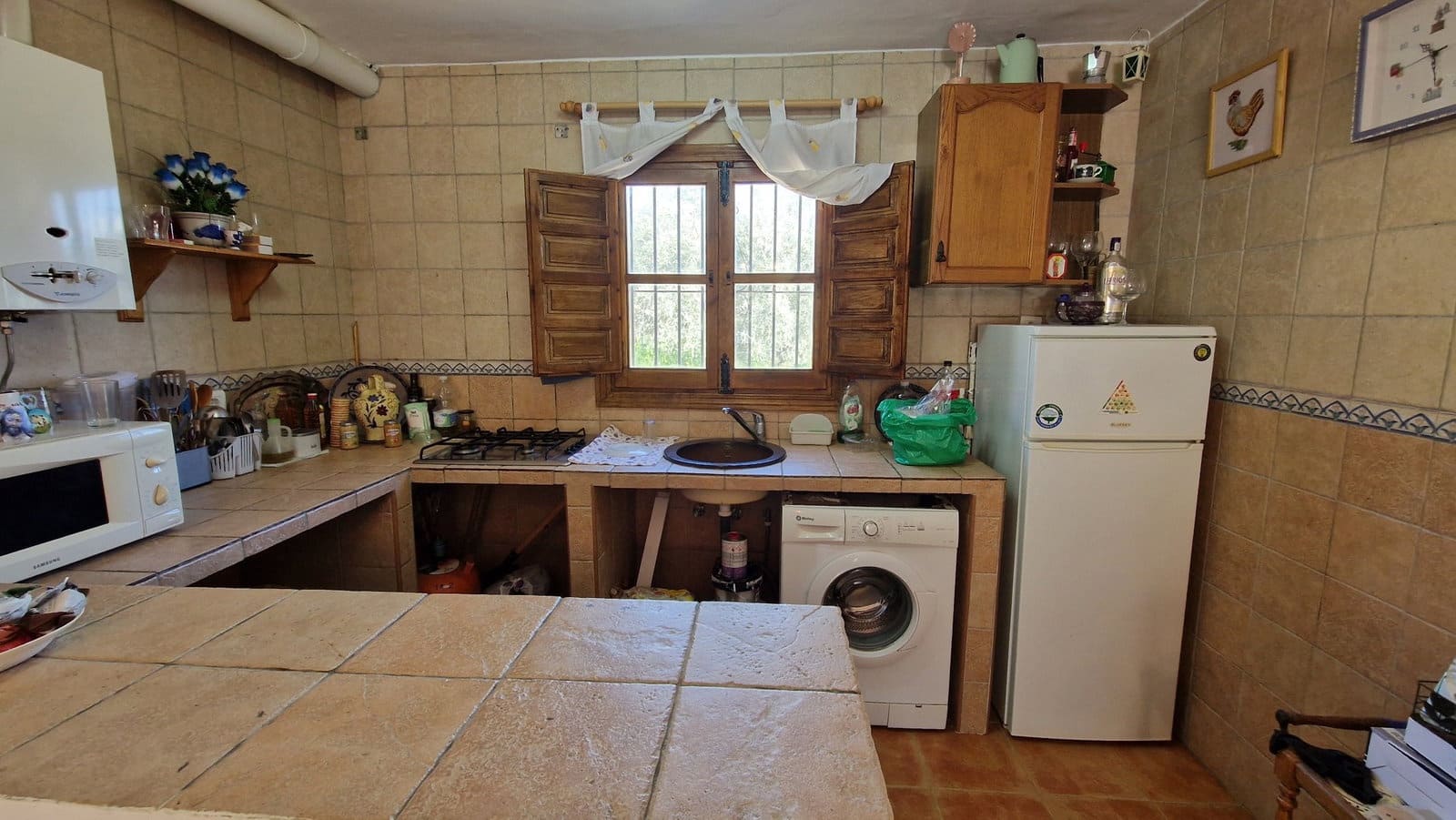 2 bedroom Finca/Country House for sale in Riogordo with garage - € 239,000 (Ref: 9709194)