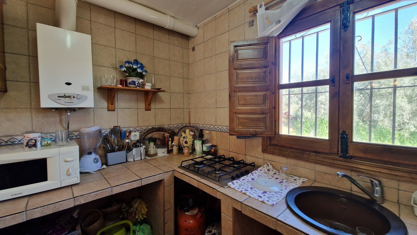 2 bedroom Finca/Country House for sale in Riogordo with garage - € 239,000 (Ref: 9709194)