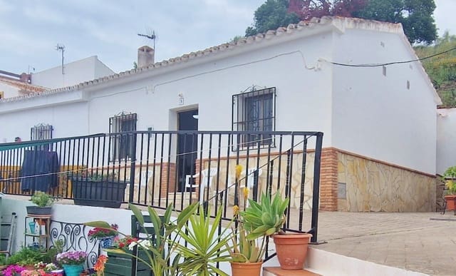 Casa de 2 habitaciones en Viñuela en venta - 149.000 € (Ref: 9815374)