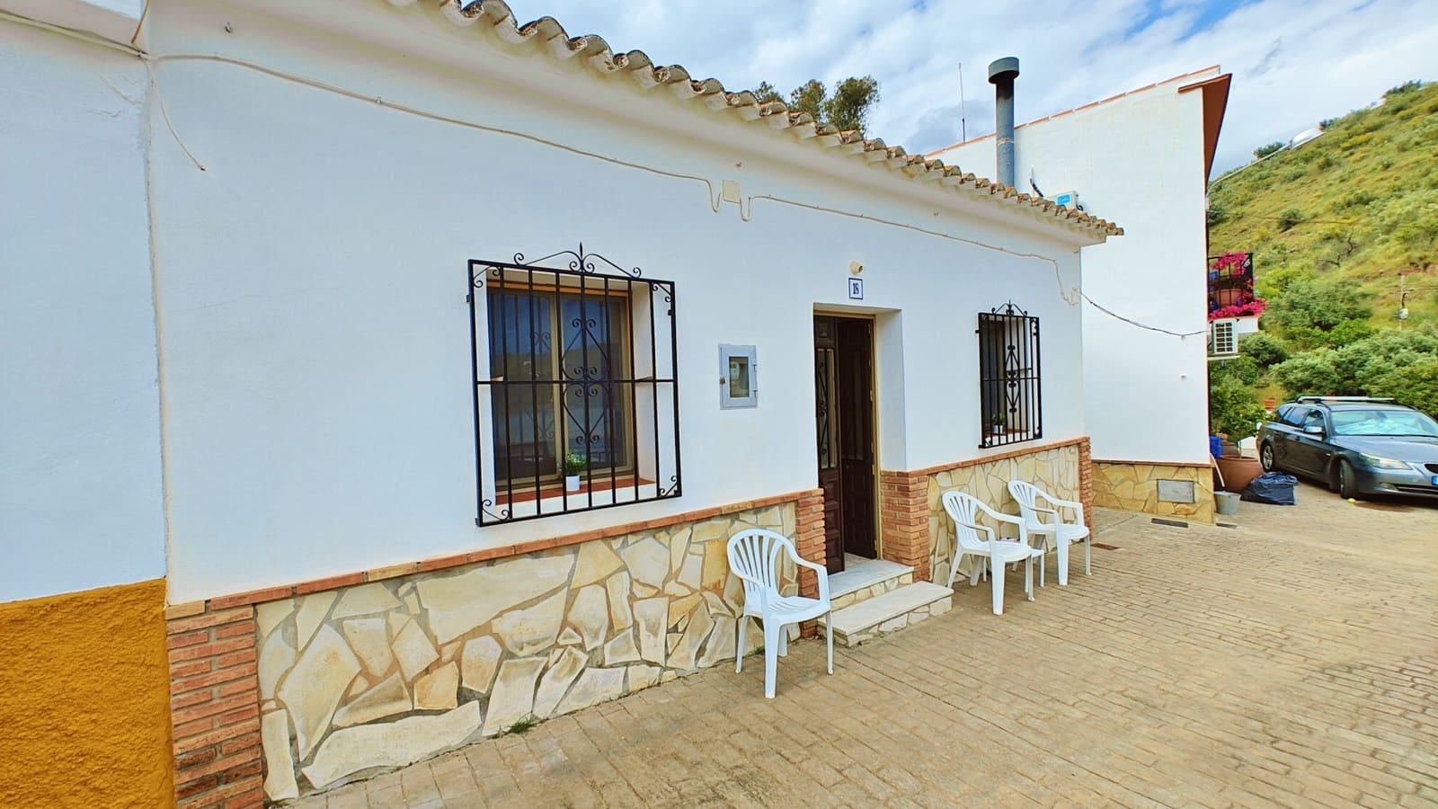 Casa de 2 habitaciones en Viñuela en venta - 149.000 € (Ref: 9815374)