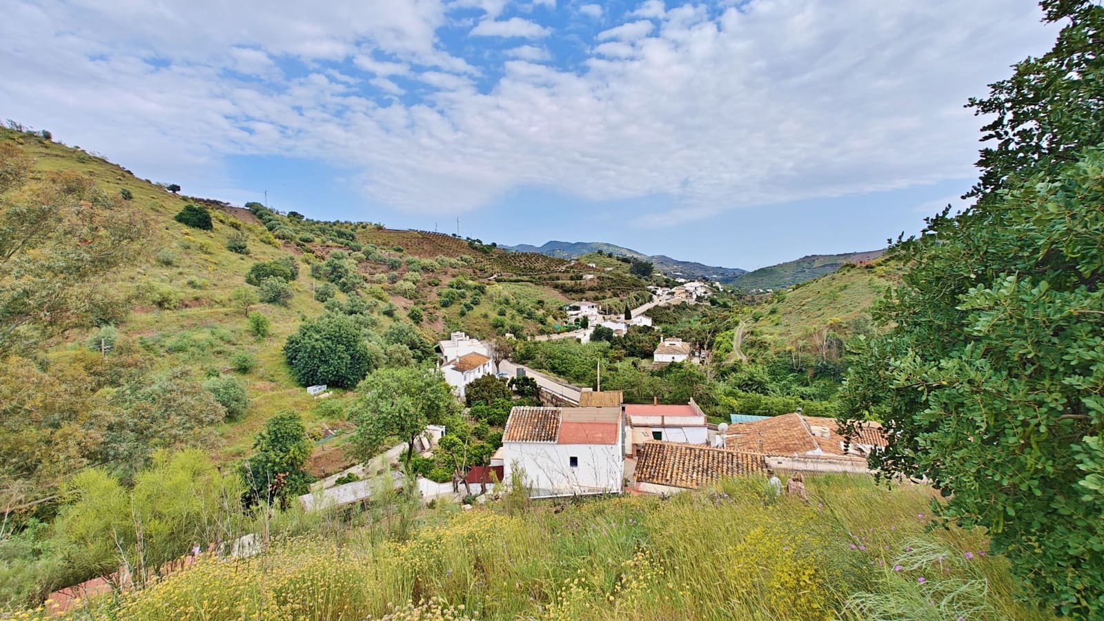 Casa de 2 habitaciones en Viñuela en venta - 149.000 € (Ref: 9815374)