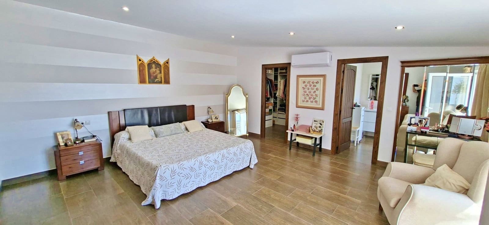3 bedroom Finca/Country House for sale in Pinos Puente with pool garage - € 345,000 (Ref: 9823937)