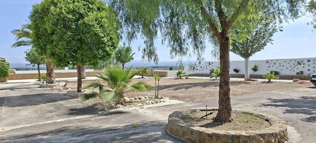 3 quarto Quinta/Casa Rural para venda em Pinos Puente com piscina - 345 000 € (Ref: 9823937)