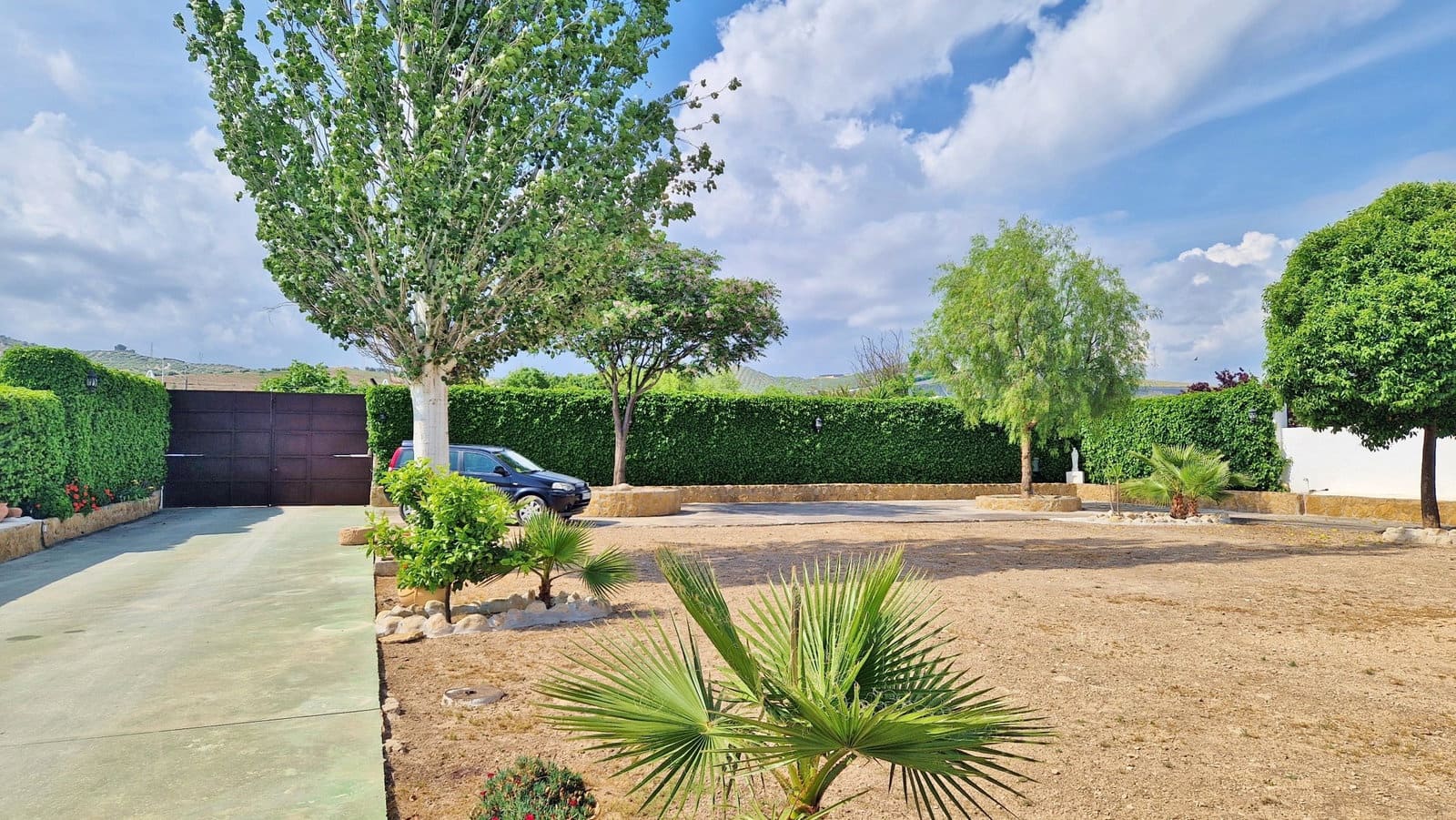3 bedroom Finca/Country House for sale in Pinos Puente with pool garage - € 345,000 (Ref: 9823937)