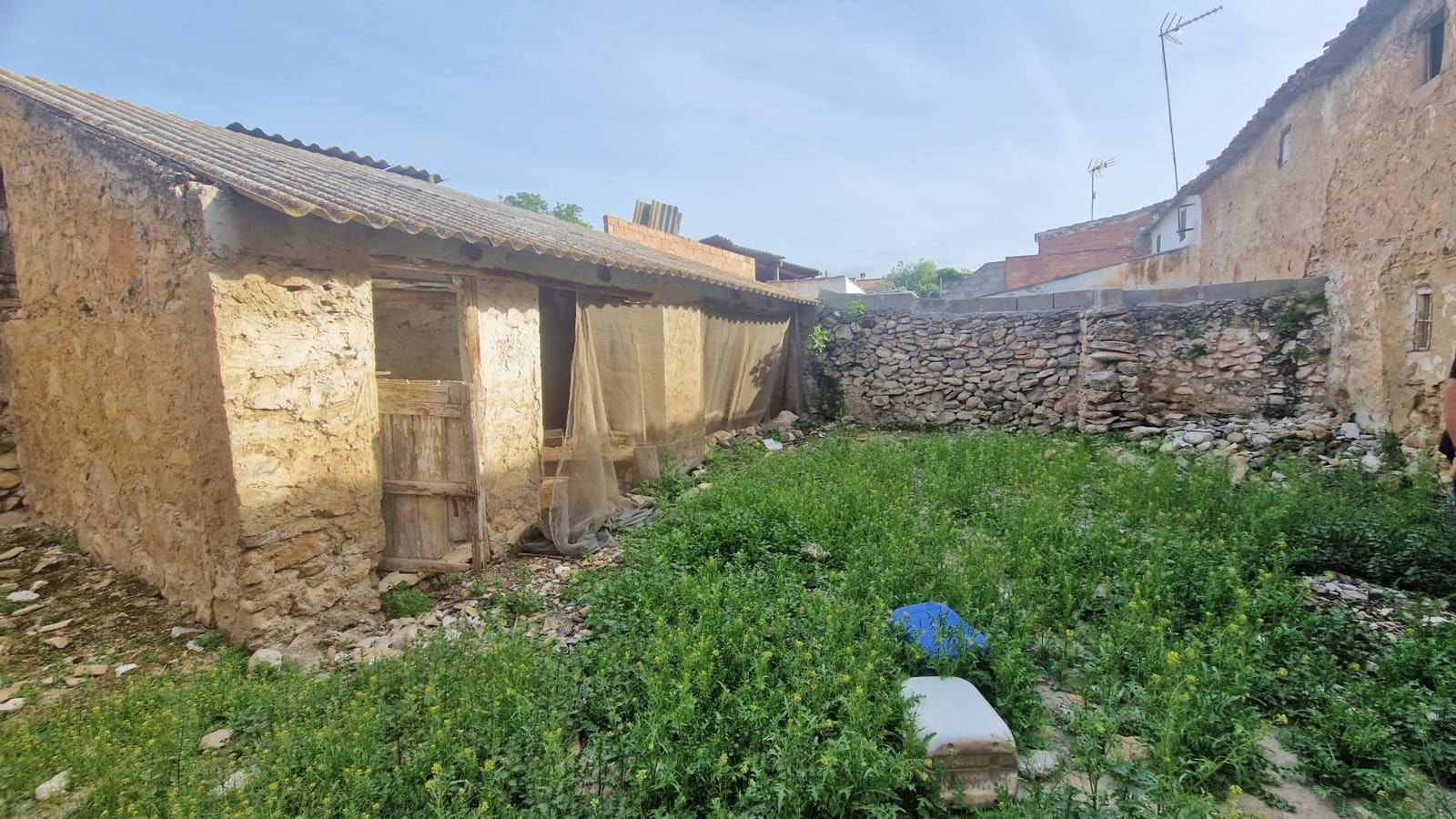 4 bedroom Apartment for sale in Fornes - € 110,000 (Ref: 9838823)