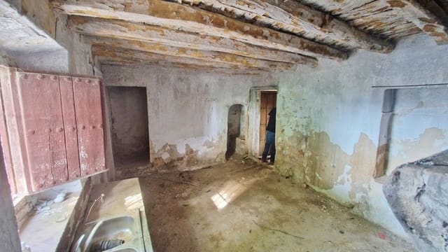 4 soveværelse Lejlighed til salg i Fornes - € 110.000 (Ref: 9838823)